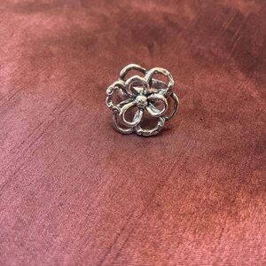 Silpada .925 Sterling Silver Flower Power Ring. Size 11